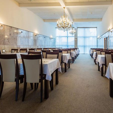 Lazensky A Wellness Hotel Nivamare Luhačovice Buitenkant foto