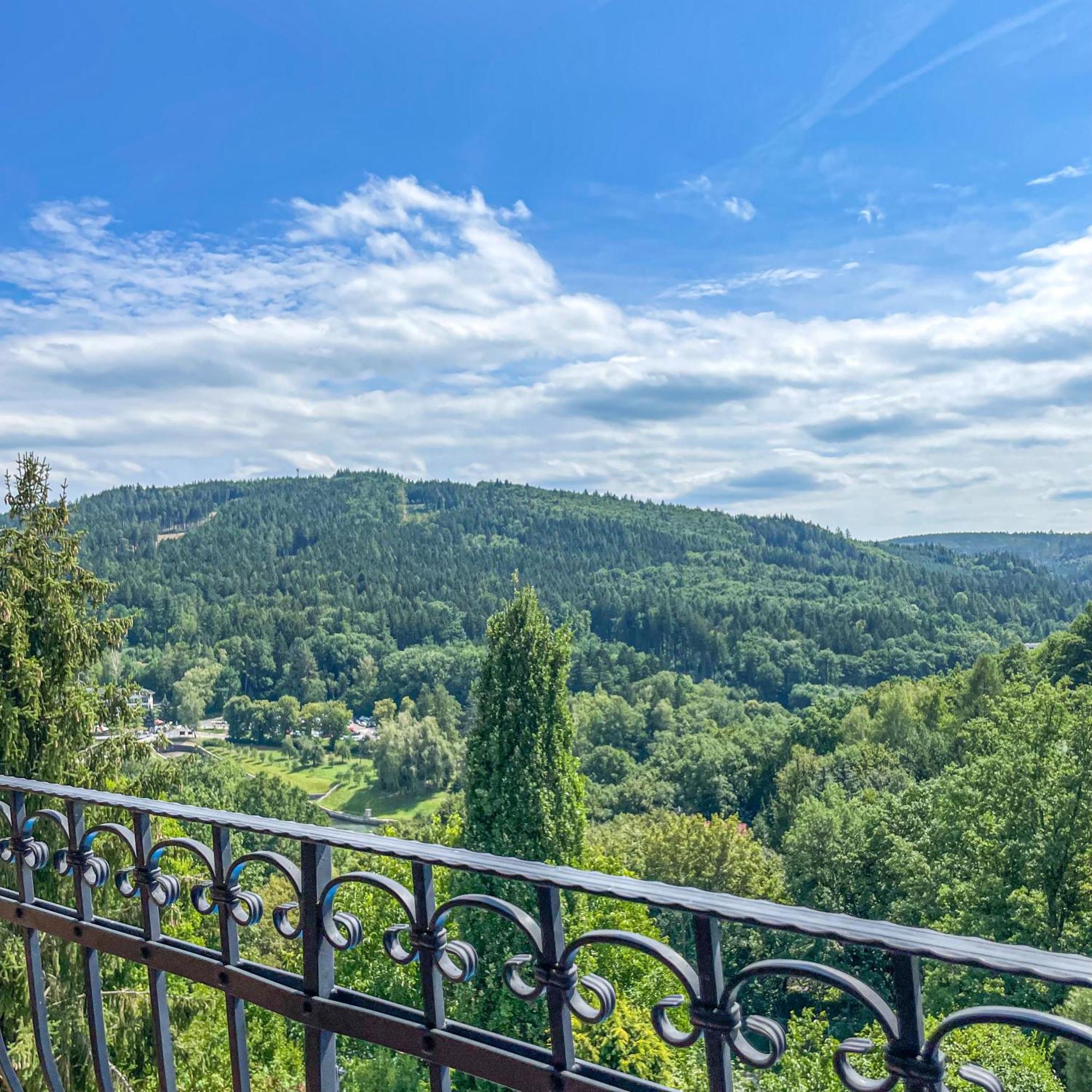 Lazensky A Wellness Hotel Nivamare Luhačovice Buitenkant foto