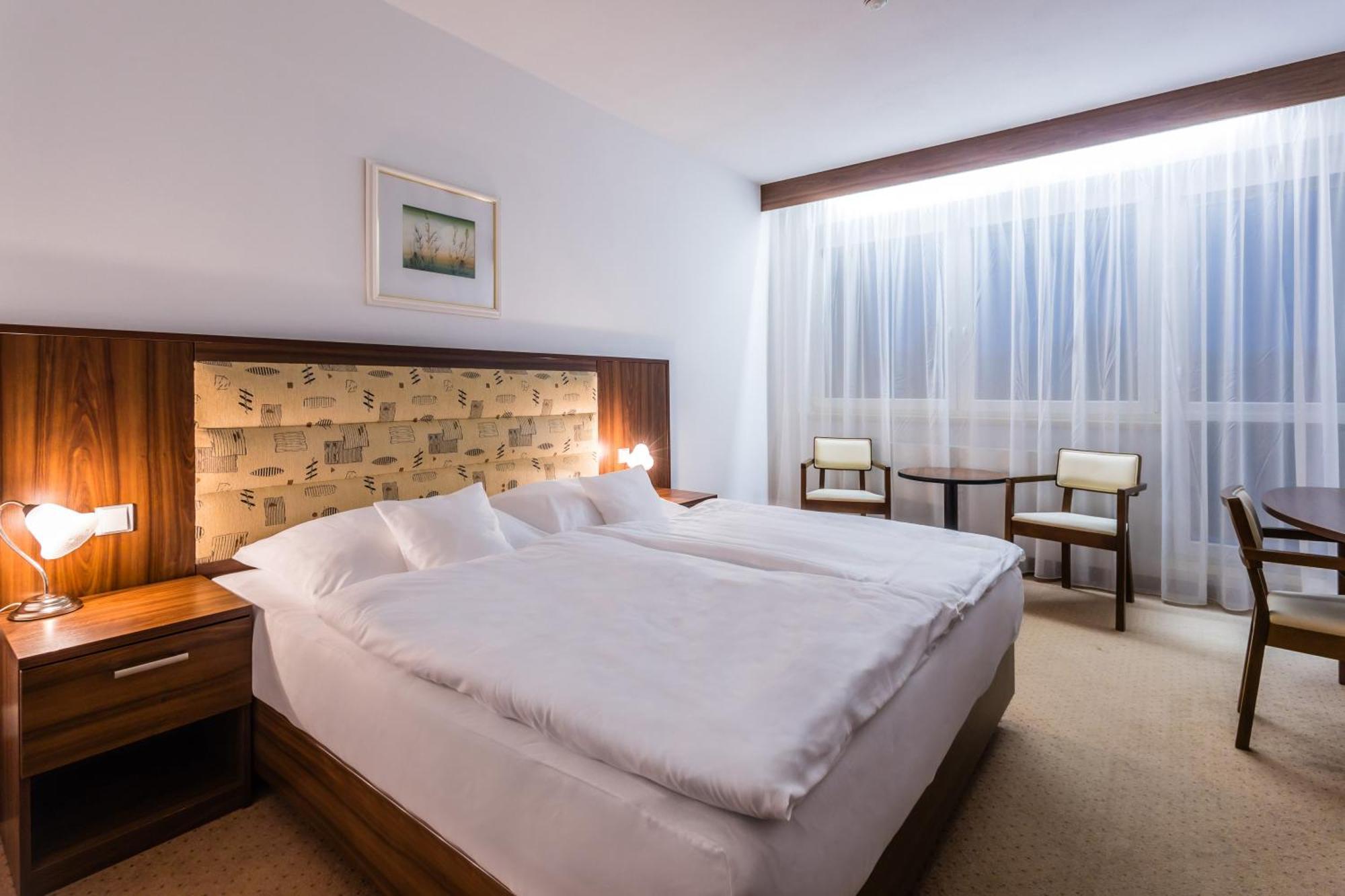 Lazensky A Wellness Hotel Nivamare Luhačovice Buitenkant foto